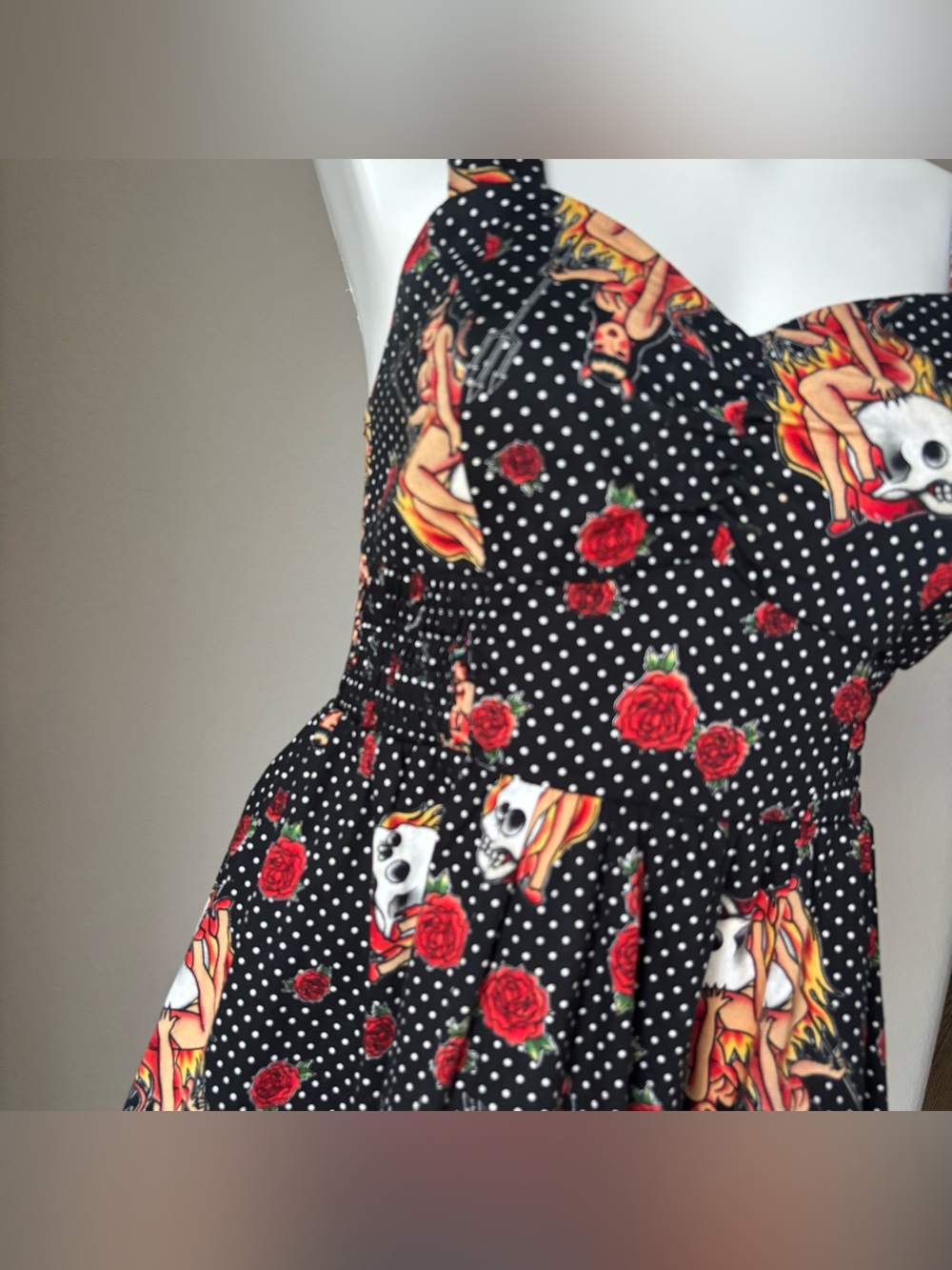 Hot Topic Rockabilly Black White Polka Dot Swing She-Devil Skull Rose Tattoo MD